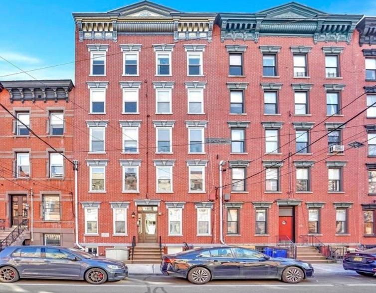 Funky & Colorful Urban Getaway, 20 Minutes To Nyc Apartment Hoboken Exterior photo