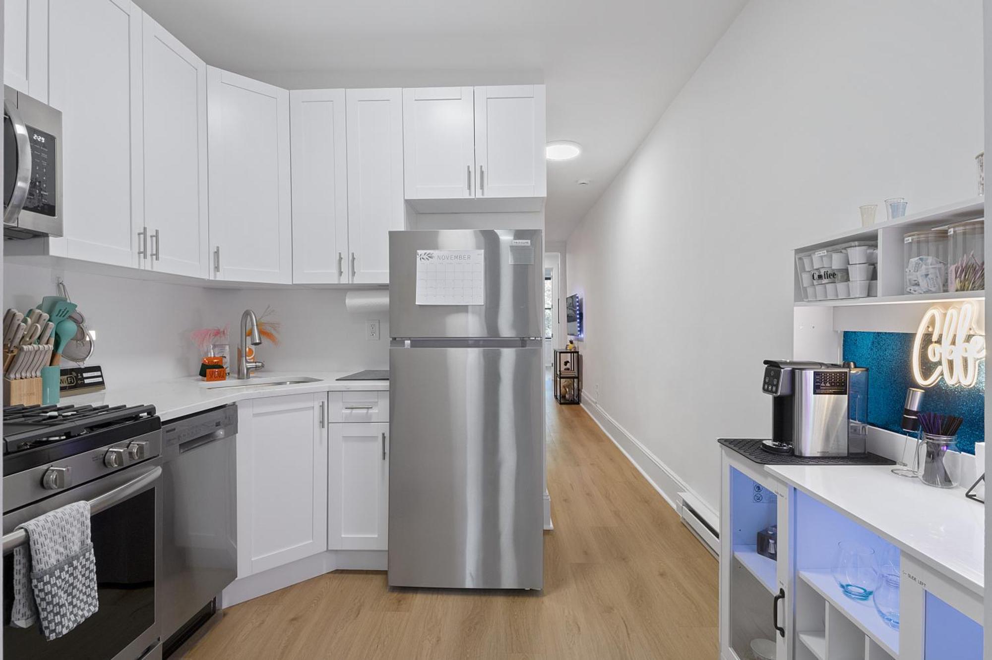Funky & Colorful Urban Getaway, 20 Minutes To Nyc Apartment Hoboken Exterior photo